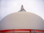 Ruwanwelisaya stupa w Anuradhapura, Sri Lanka.